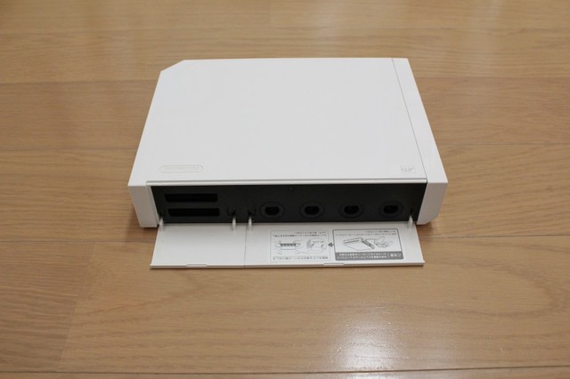 Wii ウィー 本体 RVL-001 シロ 任天堂 箱あり 説明書あり 初期化