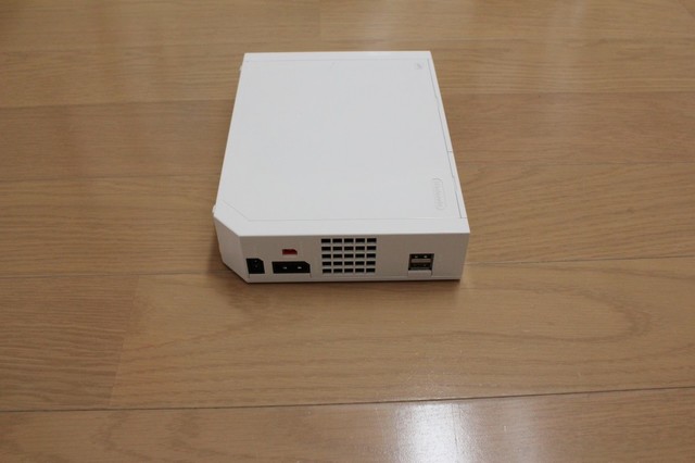 Wii ウィー 本体 RVL-001 シロ 任天堂 箱あり 説明書あり 初期化